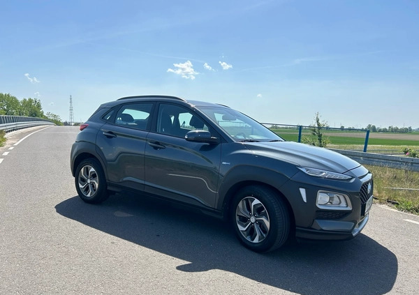 Hyundai Kona cena 93000 przebieg: 27100, rok produkcji 2019 z Września małe 106